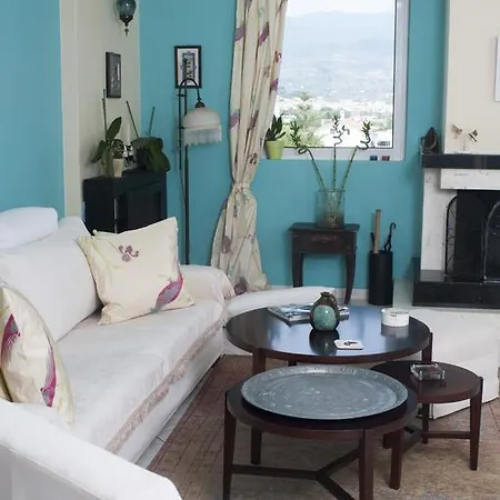 Apartment Retreat And Calming Space Next To The Sea