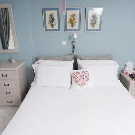 Retreat And Calming Space Next To The Sea Appartamento Kalamata